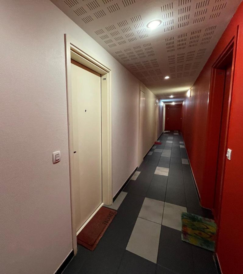 The Barbots Apartment กูฌ็อง-เมสทราส ภายนอก รูปภาพ