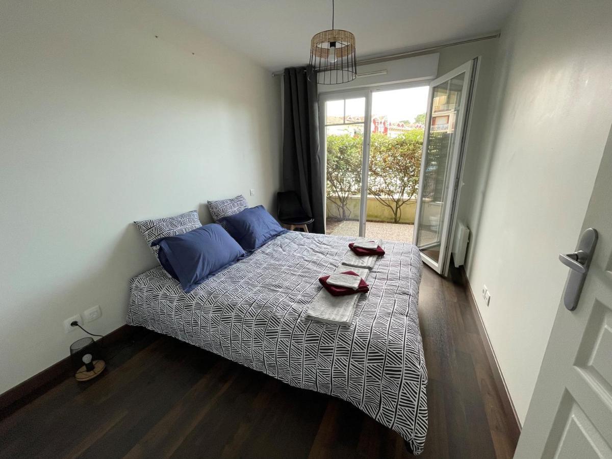The Barbots Apartment กูฌ็อง-เมสทราส ภายนอก รูปภาพ